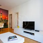 Beautiful Apartment In Montjuic